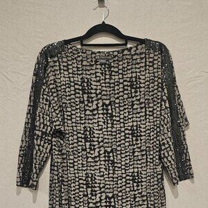 Trendy Relaxed ARMANI EXCHANGE Gray/Black Dress Size 6 for Chic Style